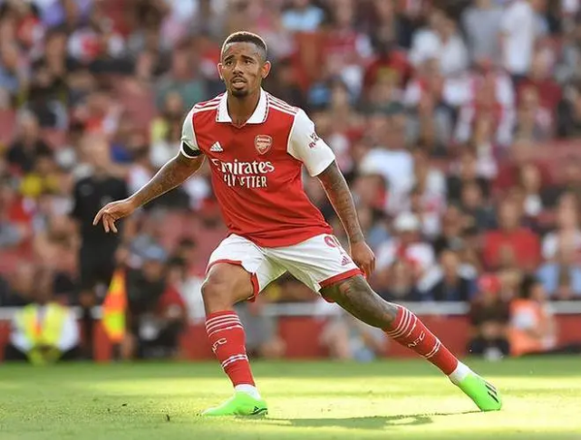 关于赛地聚焦：法国杯赛前热度飙升，阿森纳官宣签约，悬念犹存，赛程密集仍需轮换的信息