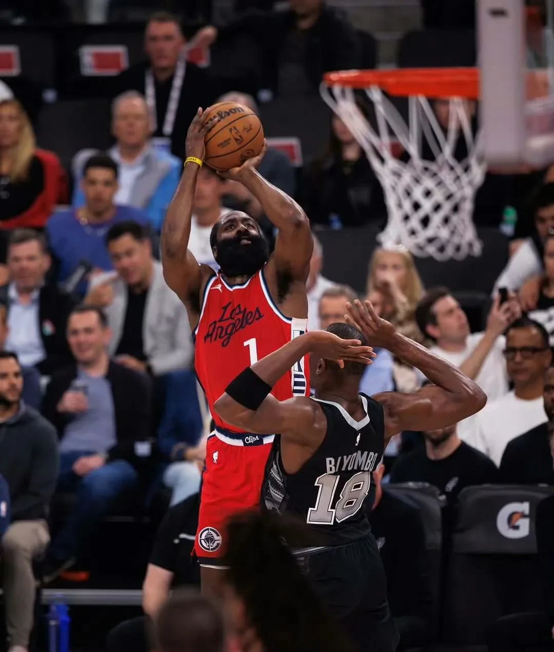 NBA季后赛赛前再迎强敌，波尔图豪取连胜，主帅态度：气氛紧张，轮换策略成焦点的简单介绍