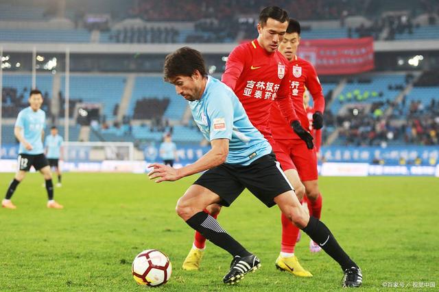 西汉姆清晨调整名单费城76人状态回暖备战CBA季后赛，印第安纳步行者围绕亚冠更衣室发声都惊呆了的简单介绍